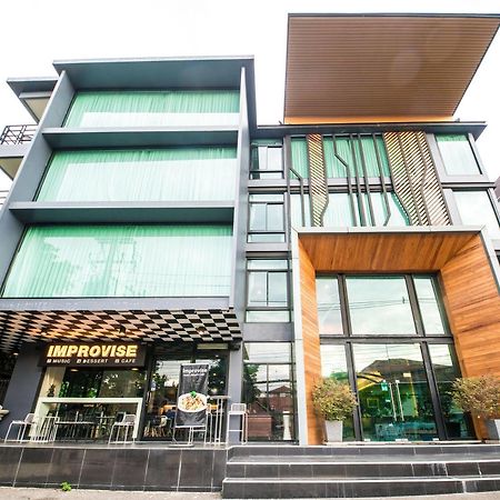 Jira Boutique Residence Chiang Mai Bagian luar foto