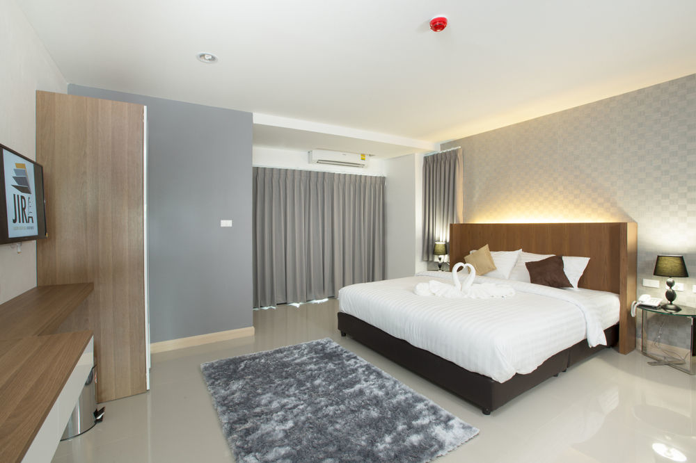 Jira Boutique Residence Chiang Mai Bagian luar foto