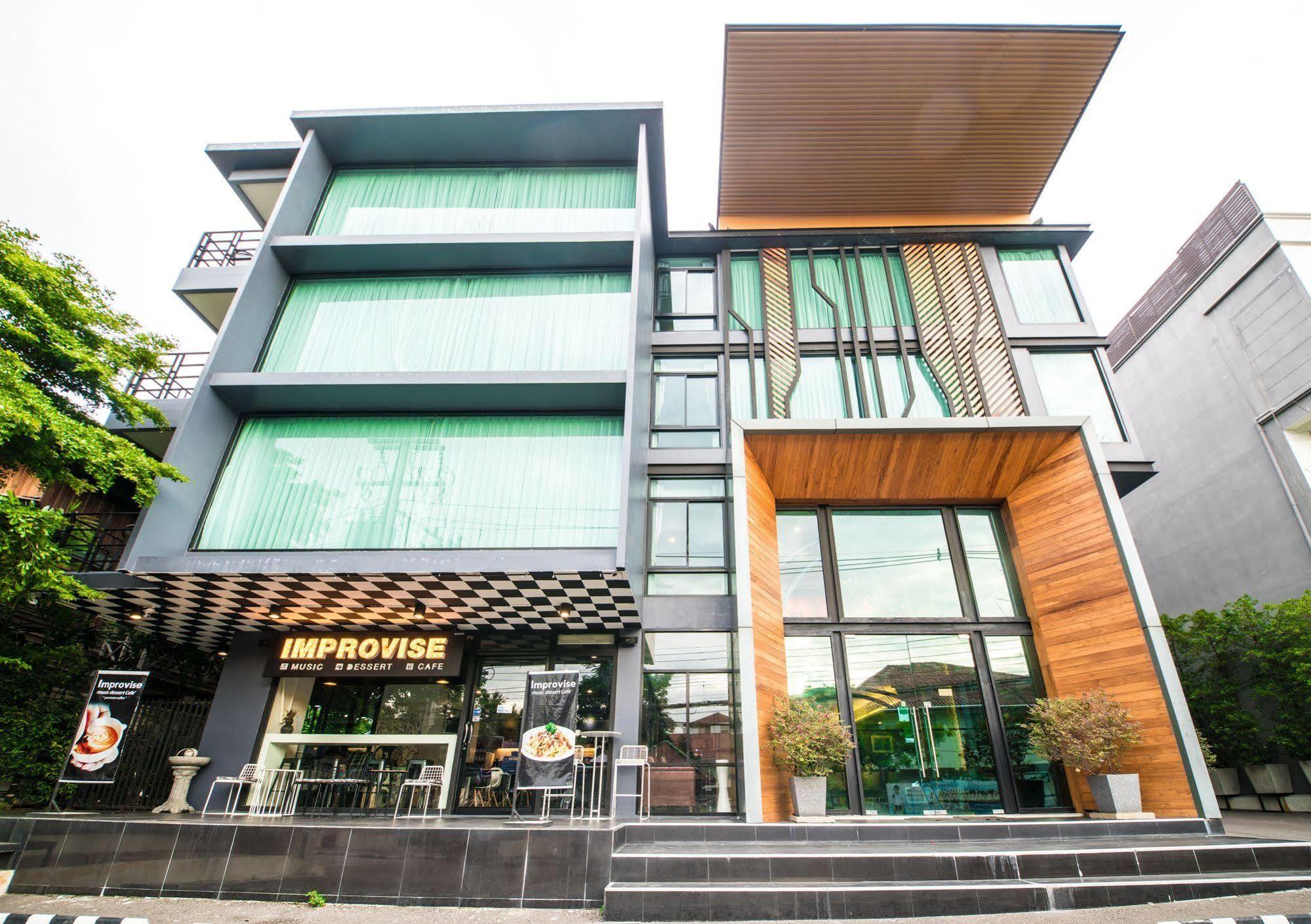 Jira Boutique Residence Chiang Mai Bagian luar foto