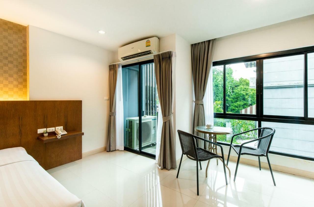 Jira Boutique Residence Chiang Mai Bagian luar foto