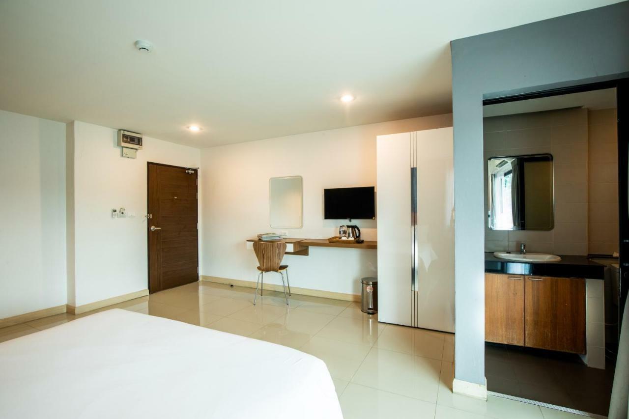 Jira Boutique Residence Chiang Mai Bagian luar foto