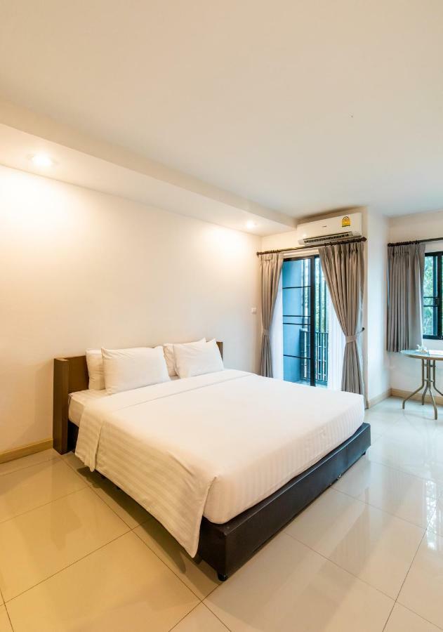 Jira Boutique Residence Chiang Mai Bagian luar foto